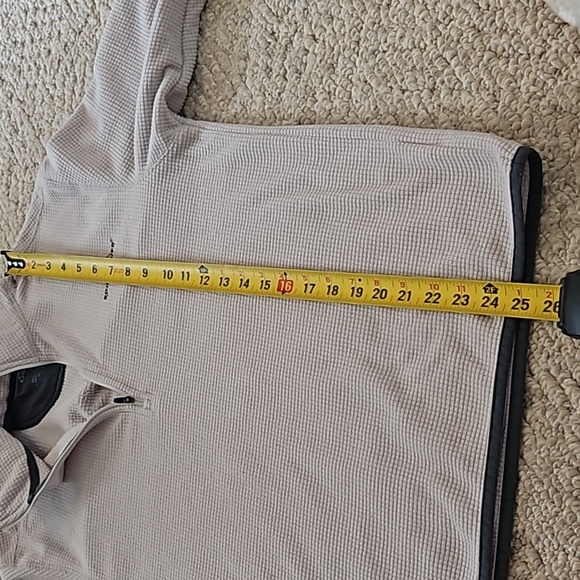 Eddie Bauer Cream Waffle Pattern pullover Size M - Picture 7 of 8